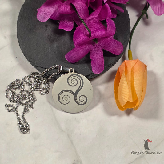 Necklace - Silver - Stainless Steel 30mm Round - Triskelion