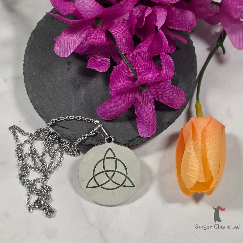 Necklace - Silver - Stainless Steel 30mm Round - Triquetra