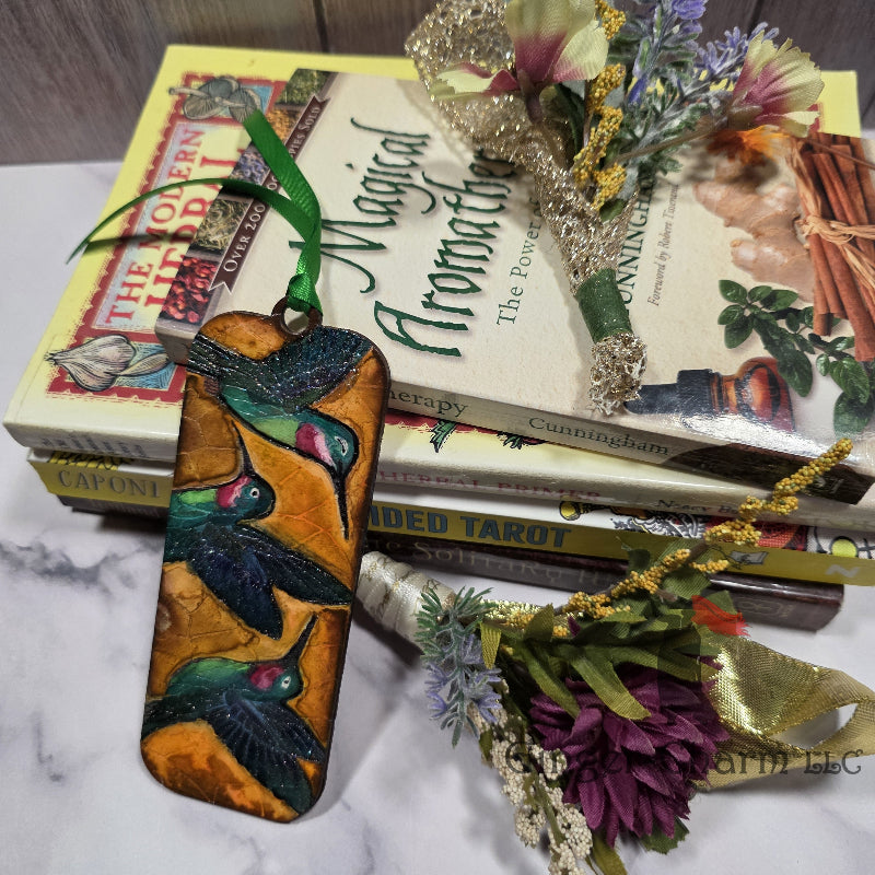 Bookmark-Wood-Hand Painted - Hummingbird Trio